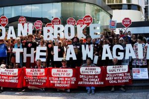 Manif-anti-Adani-groupe-Oz_ABTLA_petite-redim